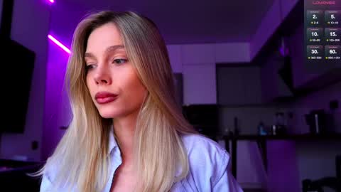 Kate  online show from 04-08-26, 08:47