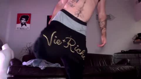 just  str8 stud nut  1000 online show from 12-03-24, 07:33