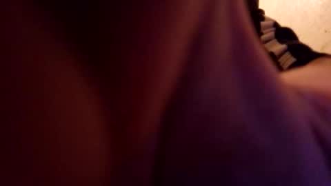 whitehorsecocklover online show from 10-24-25, 08:22