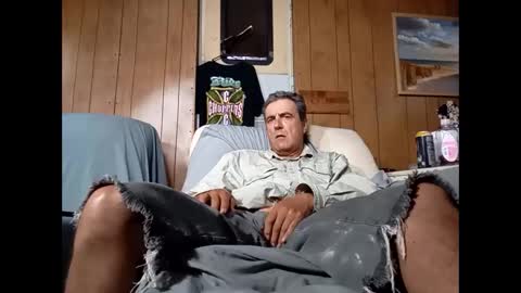 Snapshot of whitelion67 chatting on 09-11-25, 04:07 whitelion67 online show from 09-11-25, 04:07