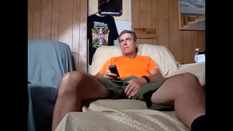 Snapshot of whitelion67 chatting on 10-03-25, 02:25 whitelion67 online show from 10-03-25, 02:25