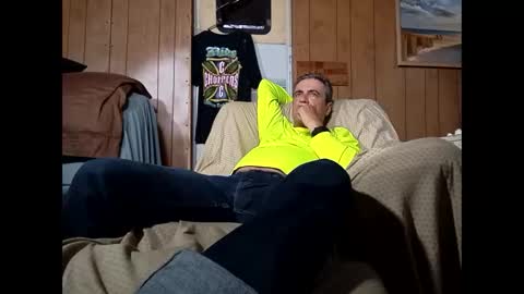 Snapshot of whitelion67 chatting on 11-03-25, 06:53 whitelion67 online show from 11-03-25, 06:53