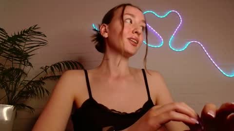 You wont find me here on Saturdays and Sundays  online show from 04-19-26, 06:10