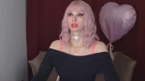 White Queen online show from 02-18-25, 07:41