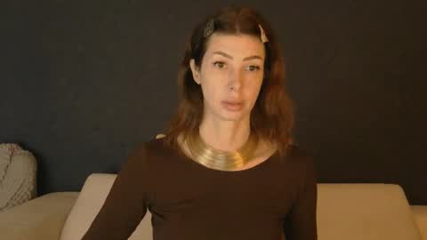 White Queen online show from 09-19-25, 05:31