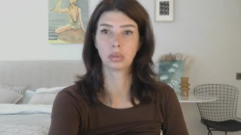 White Queen online show from 07-10-26, 02:49