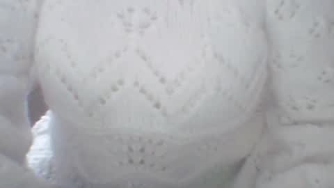 Snapshot of whitesweater chatting on 12-04-24, 07:39 whitesweater online show from 12-04-24, 07:39