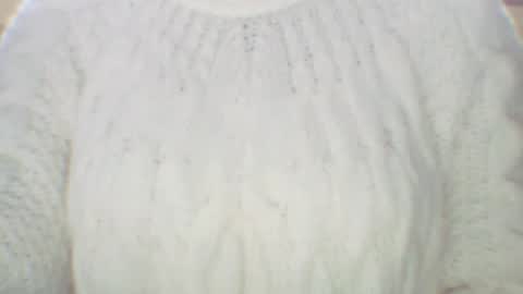 Snapshot of whitesweater chatting on 01-22-25, 07:14 whitesweater online show from 01-22-25, 07:14