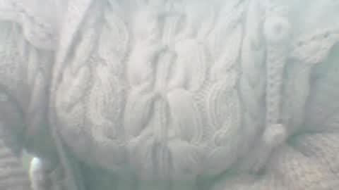 Snapshot of whitesweater chatting on 02-12-25, 07:13 whitesweater online show from 02-12-25, 07:13