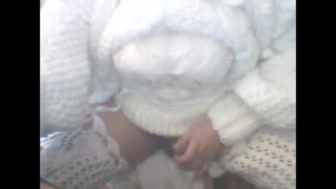 Snapshot of whitesweater chatting on 03-06-25, 10:09 whitesweater online show from 03-06-25, 10:09