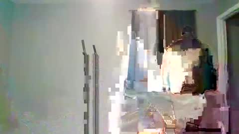 Snapshot of whitewolf850212 chatting on 12-13-24, 10:41 white wolf jeremy online show from 12-13-24, 10:41