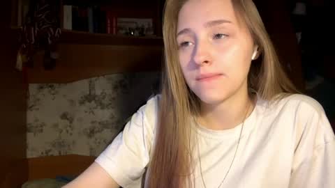 Vicky online show from 04-05-26, 08:28