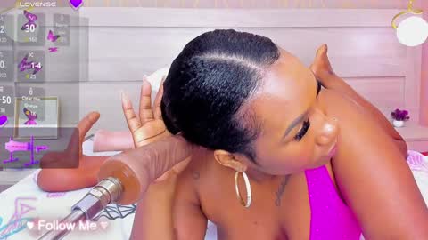 whitney online show from 12-06-24, 01:22