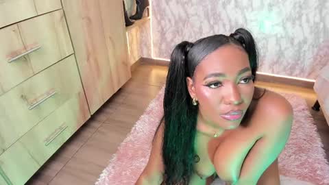 whitneyyfox online show from 05-24-26, 11:21