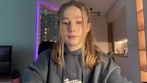 Alisa online show from 02-08-25, 06:54