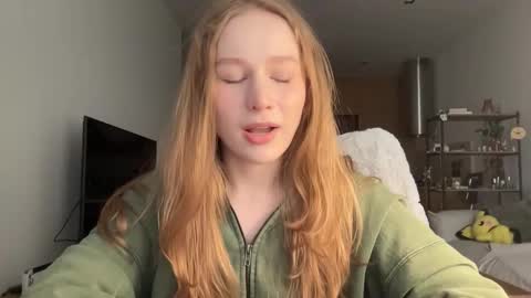 Alisa online show from 09-30-25, 07:24