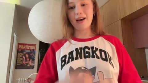 Alisa online show from 06-21-26, 07:44