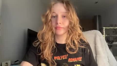 Alisa online show from 07-19-26, 05:33