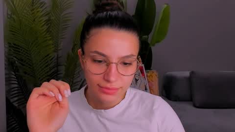 whoislulu online show from 01-07-25, 06:56