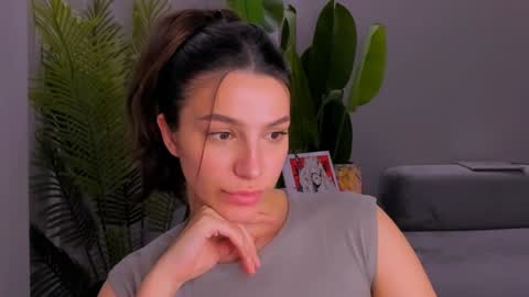 whoislulu online show from 01-31-25, 01:56