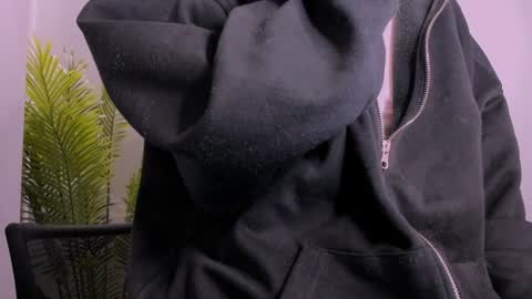 whoislulu online show from 02-02-25, 01:23