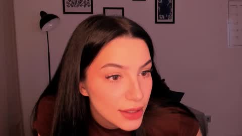 whoislulu online show from 10-24-25, 07:43