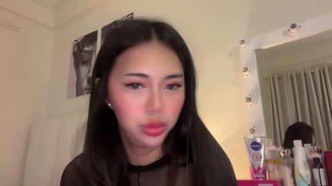 Snapshot of whoss_sofia chatting on 04-14-26, 04:13 Sofia online show from 04-14-26, 04:13