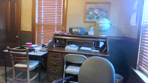 Snapshot of whydog chatting on 02-23-25, 03:08 whydog online show from 02-23-25, 03:08