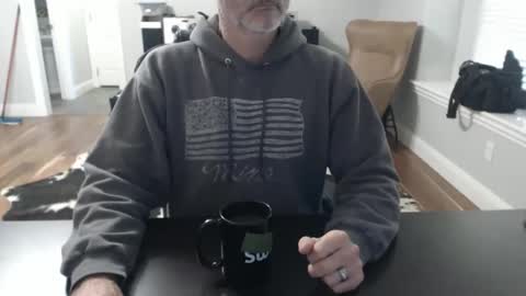 Snapshot of whyjonnie chatting on 10-23-25, 03:11 Why Jonnie online show from 10-23-25, 03:11