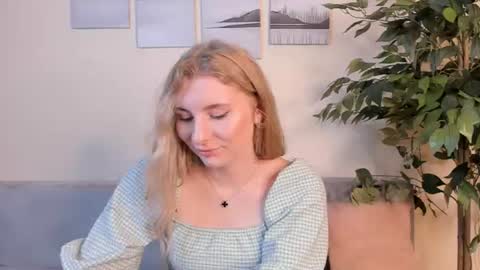 Snapshot of wicked_linden chatting on 07-14-26, 05:23 Mia online show from 07-14-26, 05:23