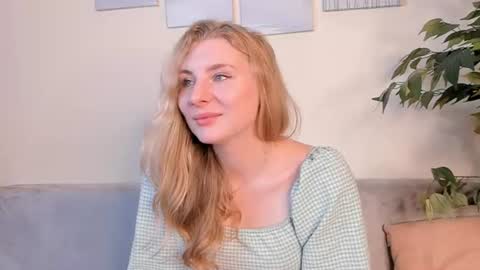 Snapshot of wicked_linden chatting on 07-14-26, 10:21 Mia online show from 07-14-26, 10:21