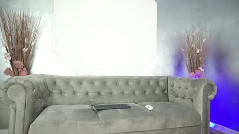 Snapshot of wickedlily chatting on 03-16-26, 06:28 Lili online show from 03-16-26, 06:28