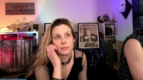 Gretchen  Jimmy online show from 02-06-25, 06:18