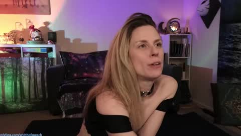 Gretchen  Jimmy online show from 03-11-25, 03:48