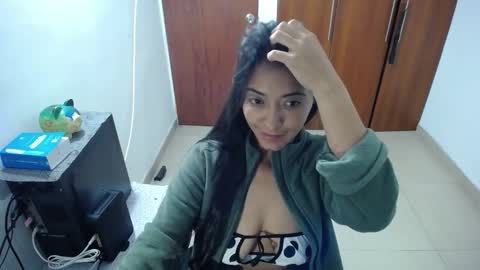 Ilauren online show from 09-16-25, 10:05