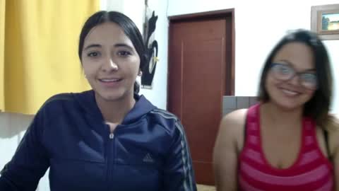 Ilauren online show from 06-23-26, 11:47