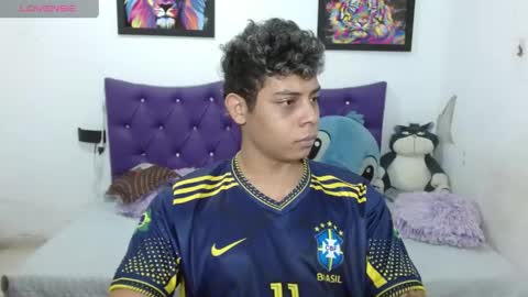 wiilliam online show from 04-15-26, 01:40