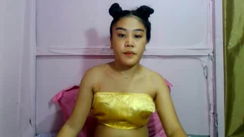 wild_doll69 online show from 04-15-26, 02:51