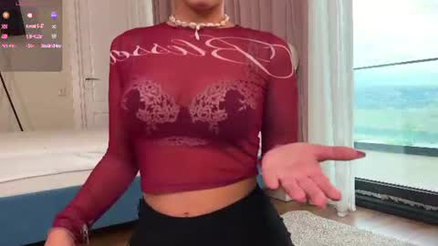 Snapshot of wildahankin chatting on 07-16-26, 04:18 Mia online show from 07-16-26, 04:18