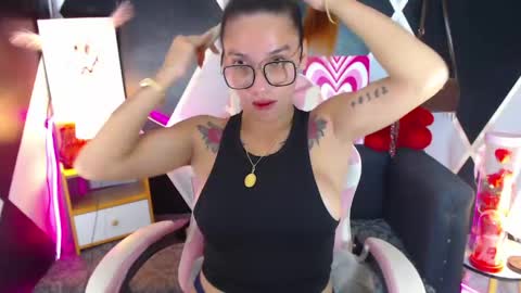 Chachi online show from 05-20-26, 07:03