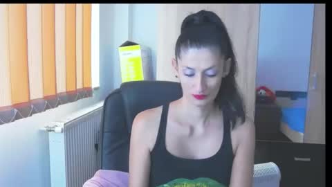 Bea online show from 10-08-25, 07:28