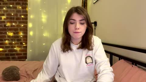 Lina online show from 12-21-25, 05:53