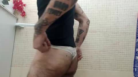 Snapshot of wilddope chatting on 01-12-26, 01:44 the alpha man online show from 01-12-26, 01:44