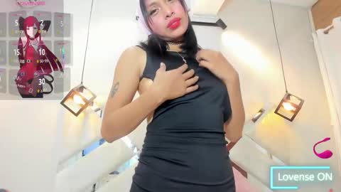 Snapshot of wildkiitty chatting on 02-11-26, 04:06 Kitty online show from 02-11-26, 04:06