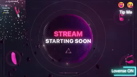 Snapshot of wildmaxine chatting on 02-26-26, 09:08 MAX online show from 02-26-26, 09:08