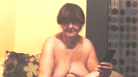 WildRedCat online show from 11-17-25, 09:31