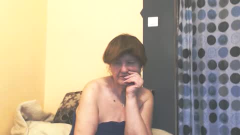 Snapshot of wildredcat chatting on 02-06-26, 09:45 WildRedCat online show from 02-06-26, 09:45