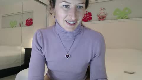 WildRose L - check my Pinned tweet if you dont see me online within 5 minutes after Ive sent email notifications online show from 04-02-26, 01:58