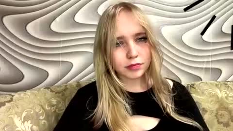 Anny online show from 07-22-26, 11:13