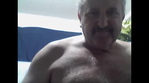 Snapshot of wilhob26 chatting on 01-17-25, 09:17 wihob26 online show from 01-17-25, 09:17